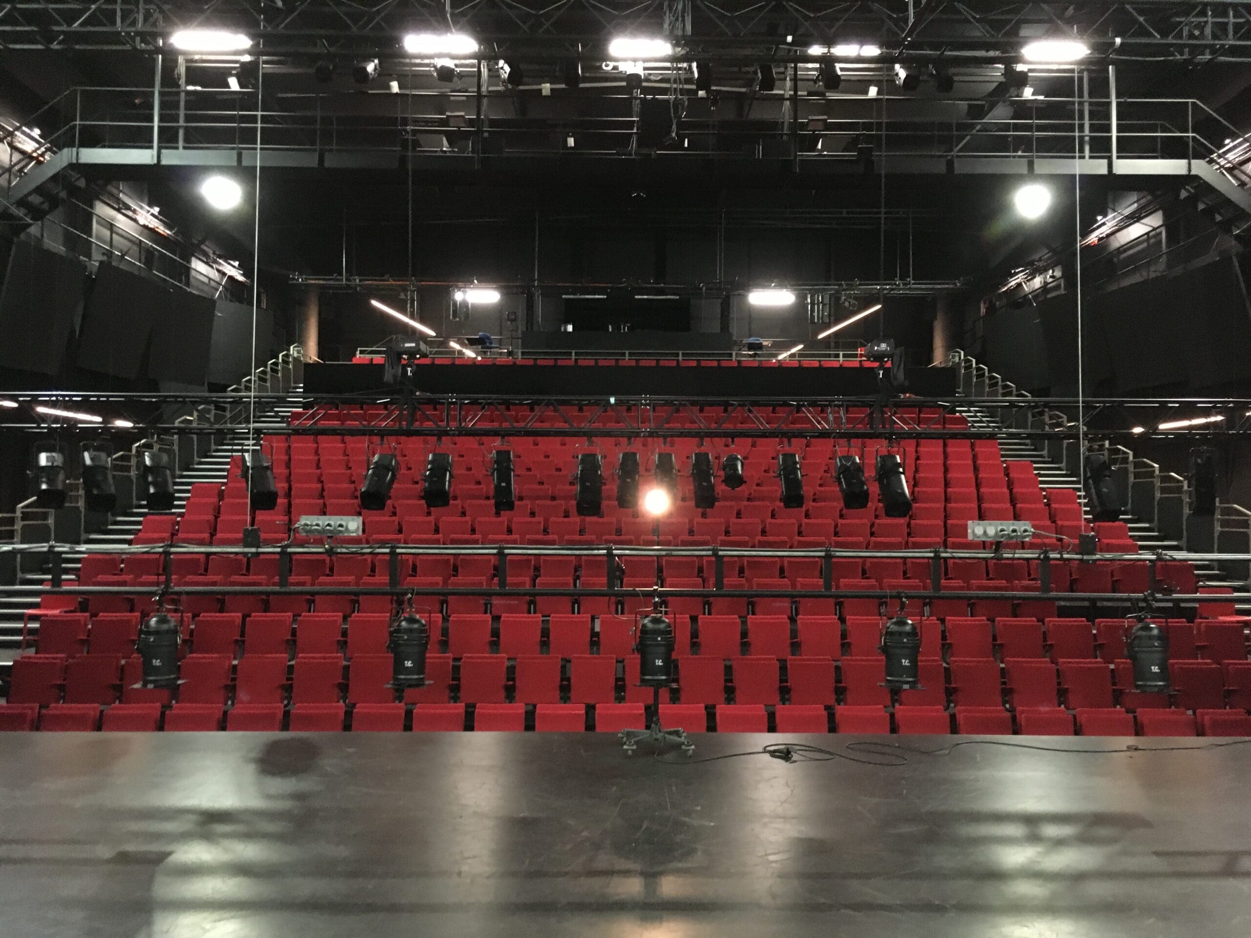 Ville de Nice : théâtre temporaire pendant les rénovations