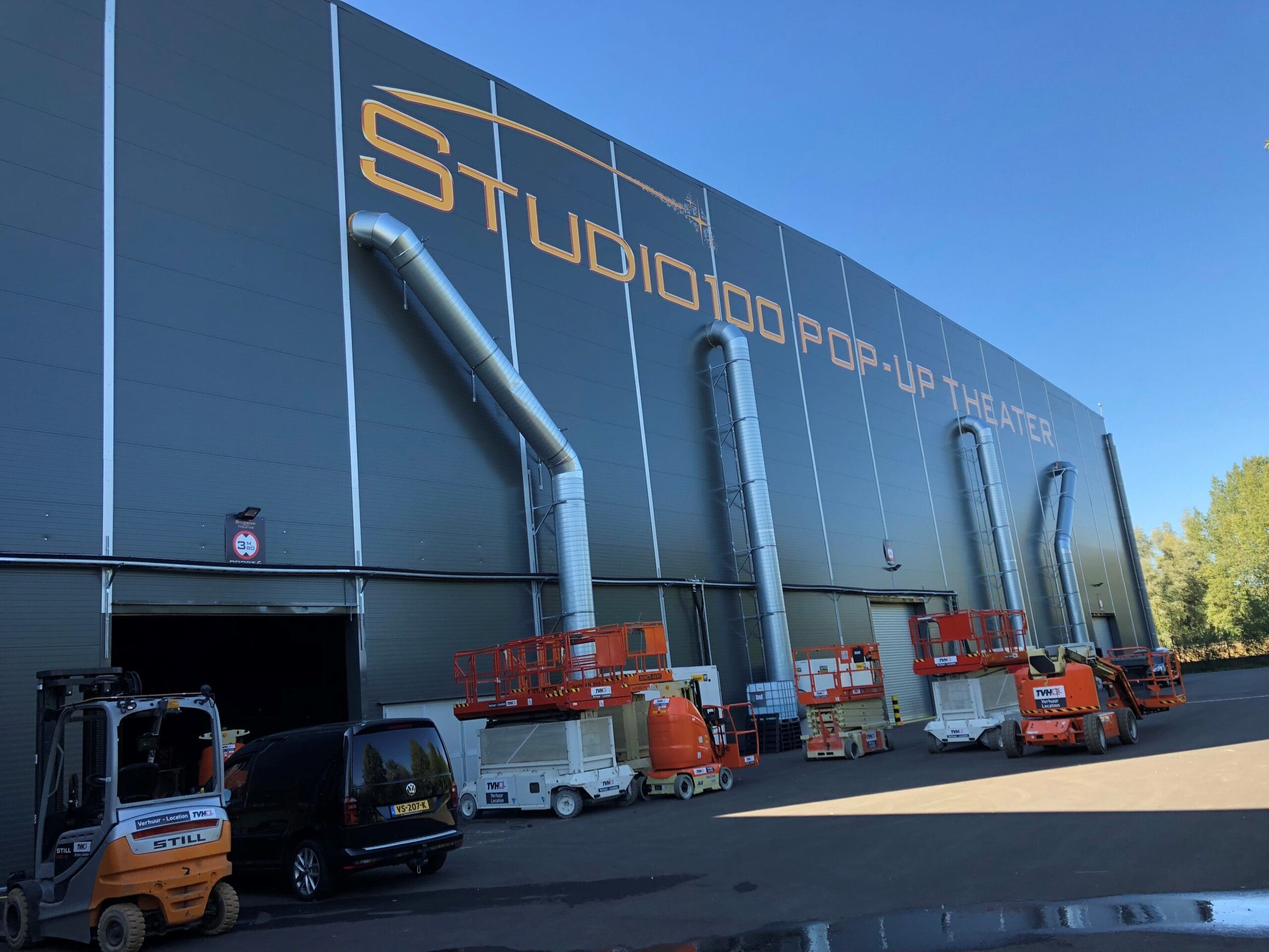Studio 100 – Europe’s Largest Pop-Up Theatre