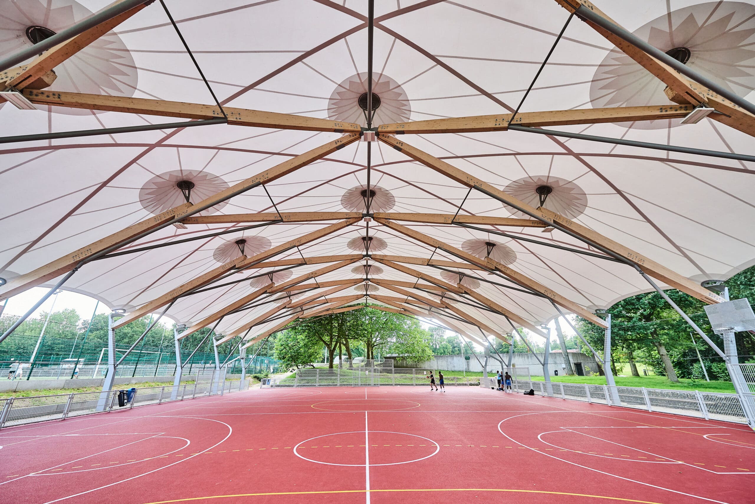 NOH – An Innovative Cover for a Basketball Court